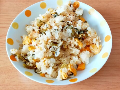 高菜と卵のマヨ焼き飯